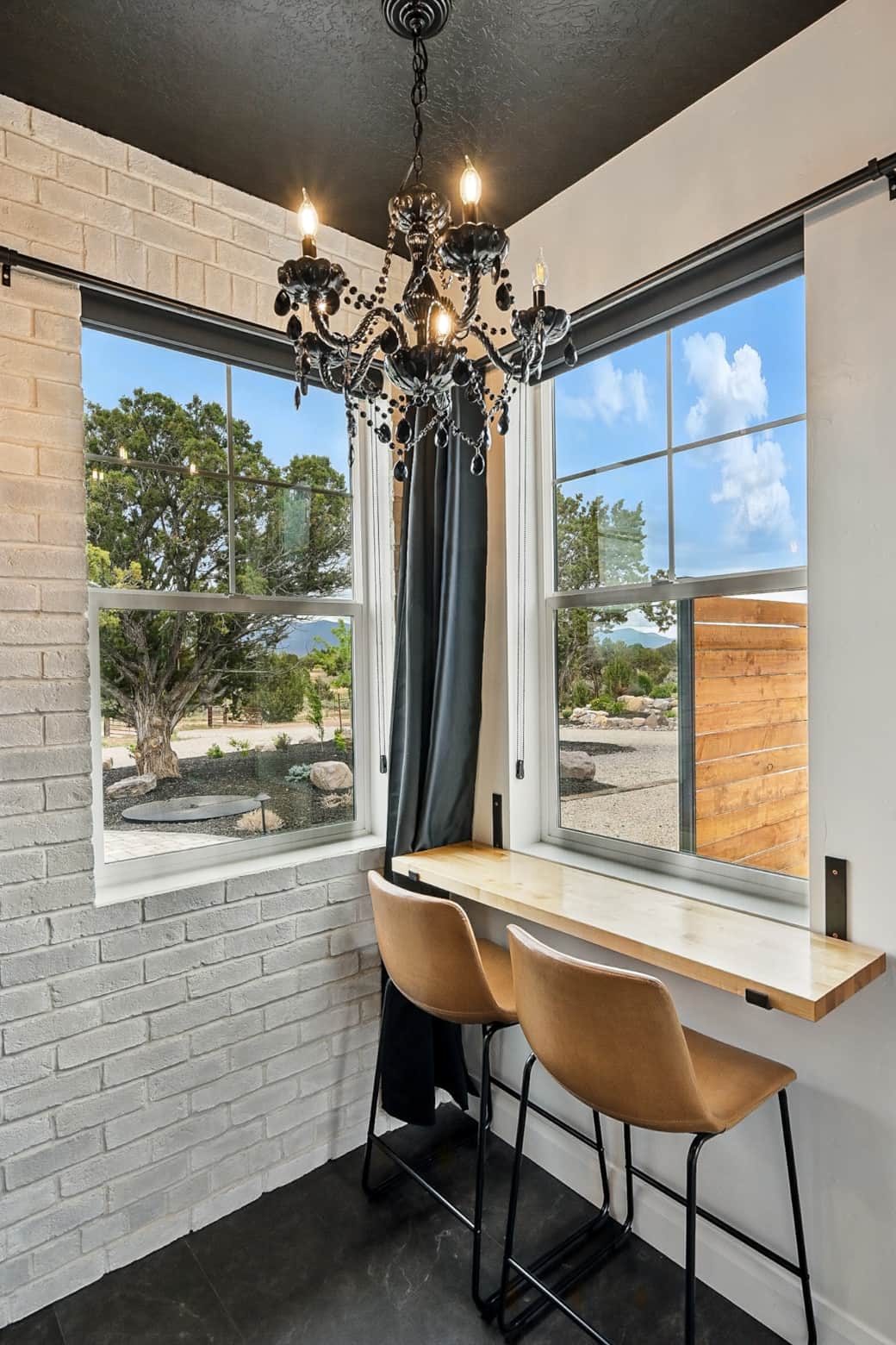Cozy Workspace or Dining Bar – Optional bar area perfect for work or meals.