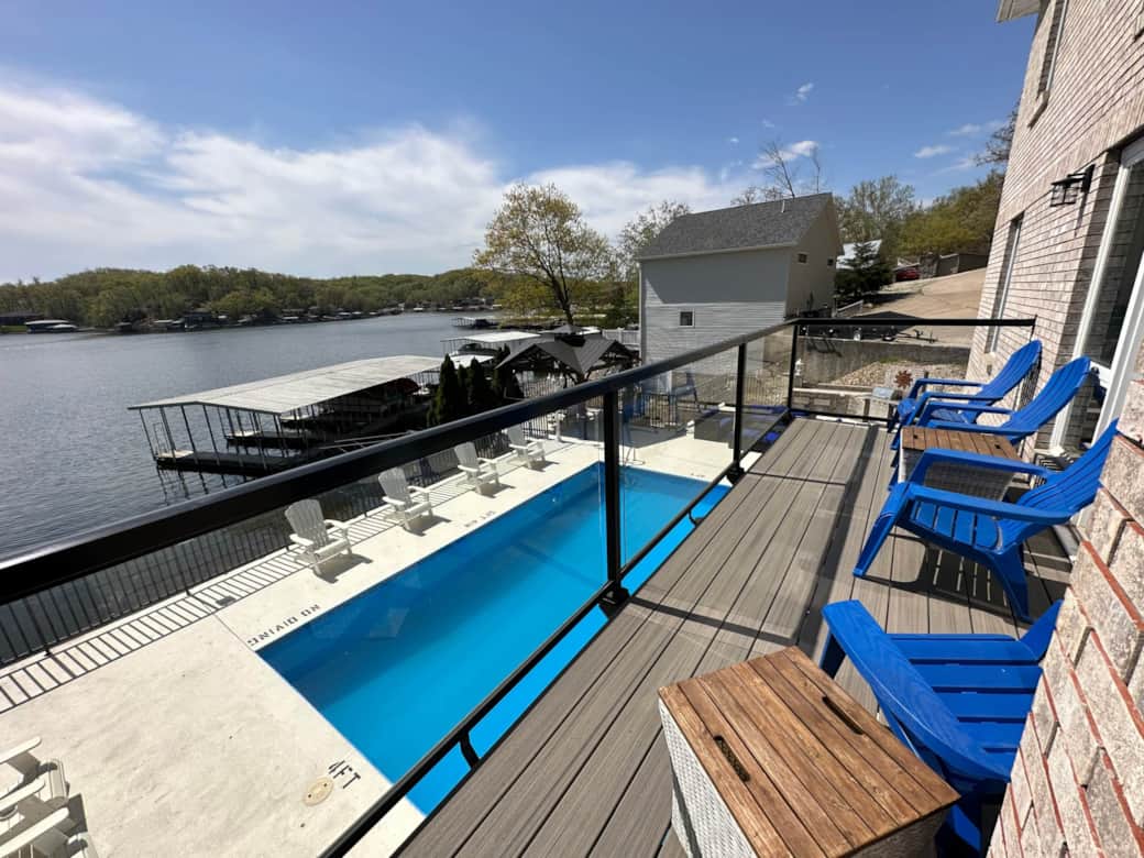 Poolside Paradise!