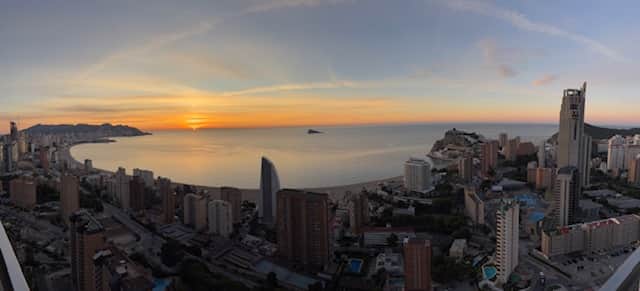 Amanecer desde la terraza Amanecer desde la terraza