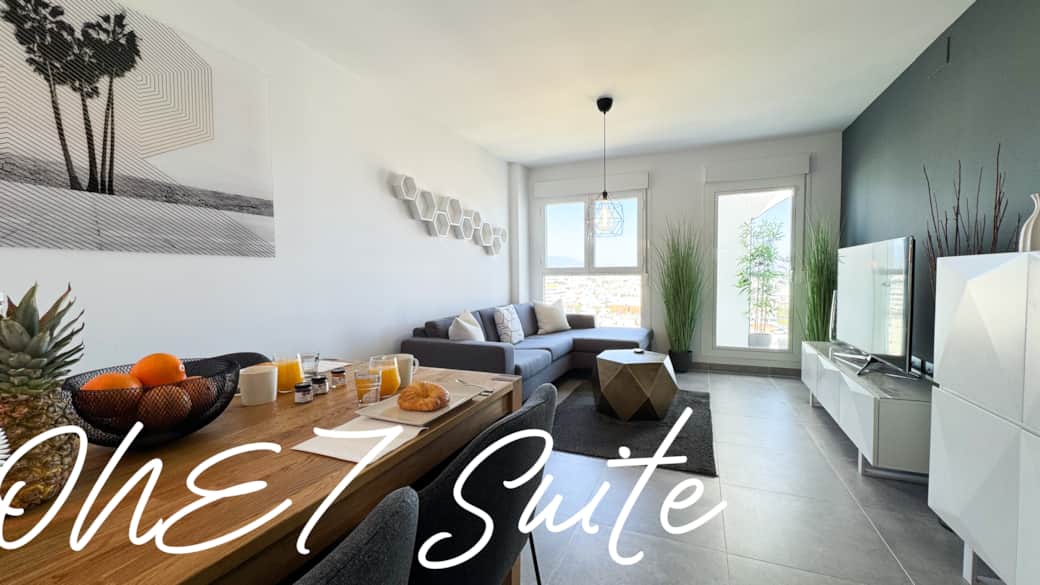 ONE7 Suite livingroom