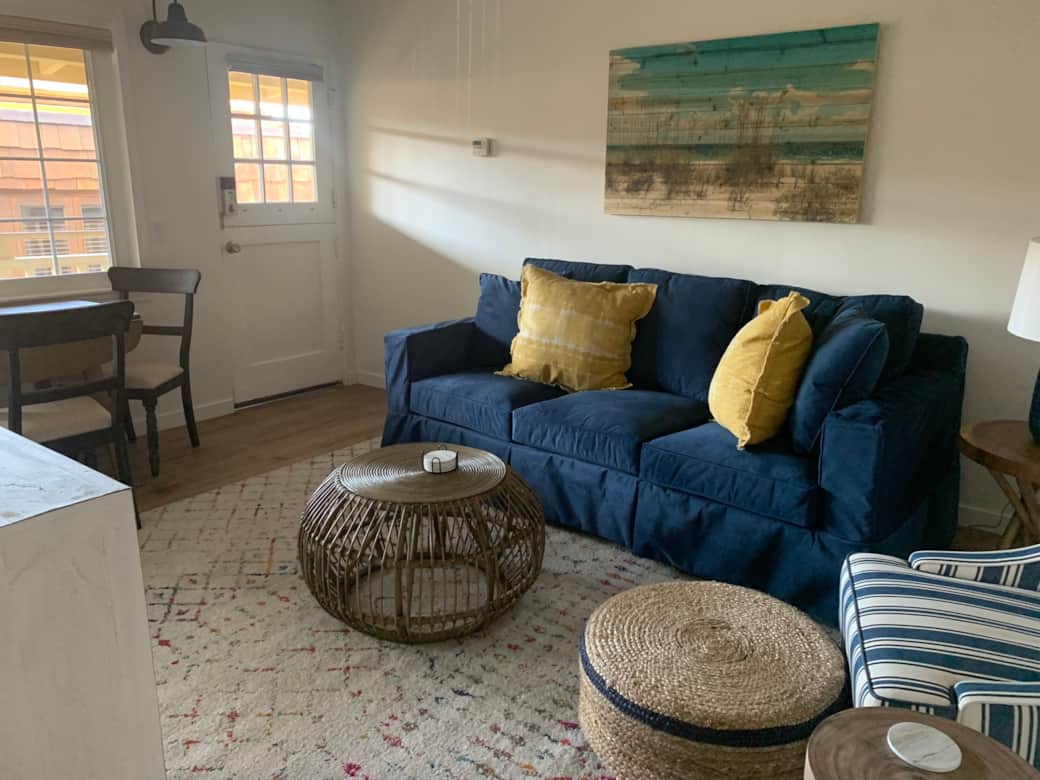 Unit 2 living room3