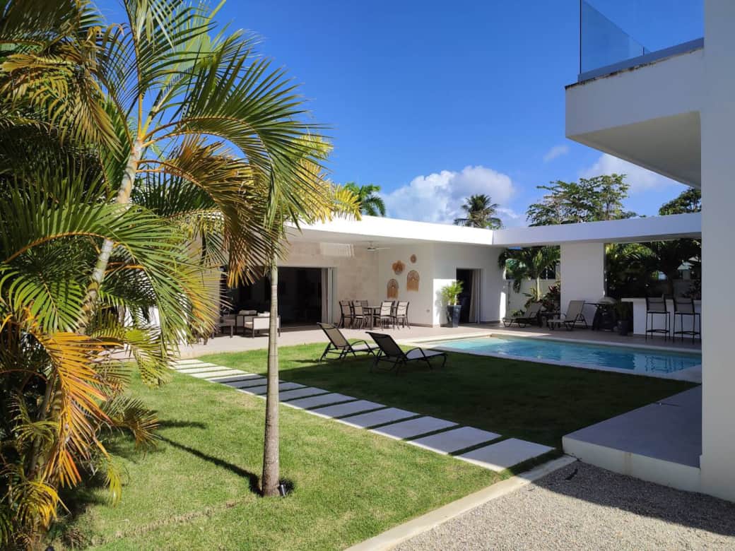 Villa Yan - Overview