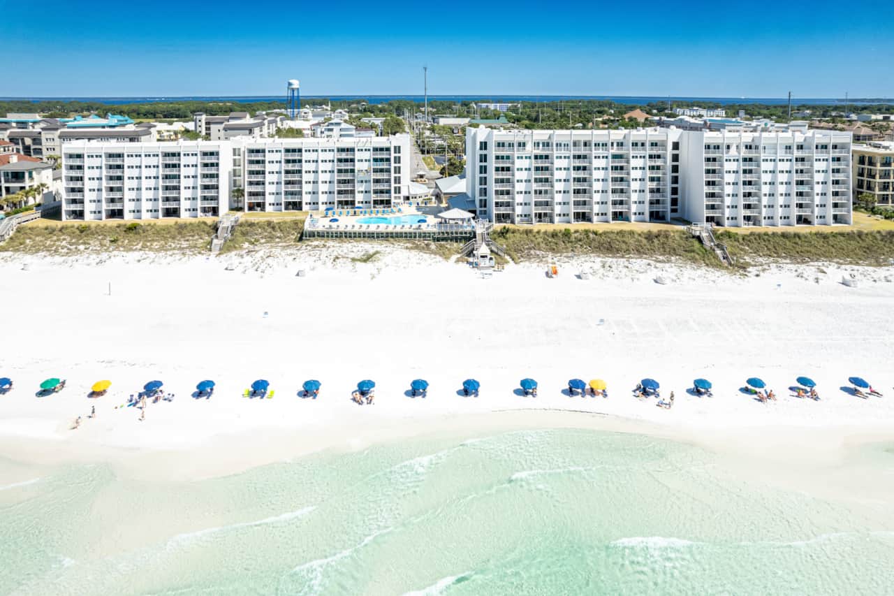 Beach House 302D - right on the Beach!
