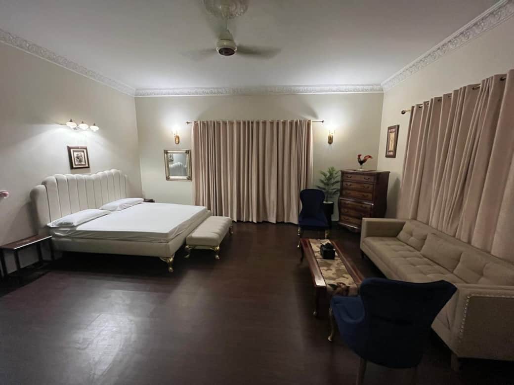 Bedroom-1 (3)