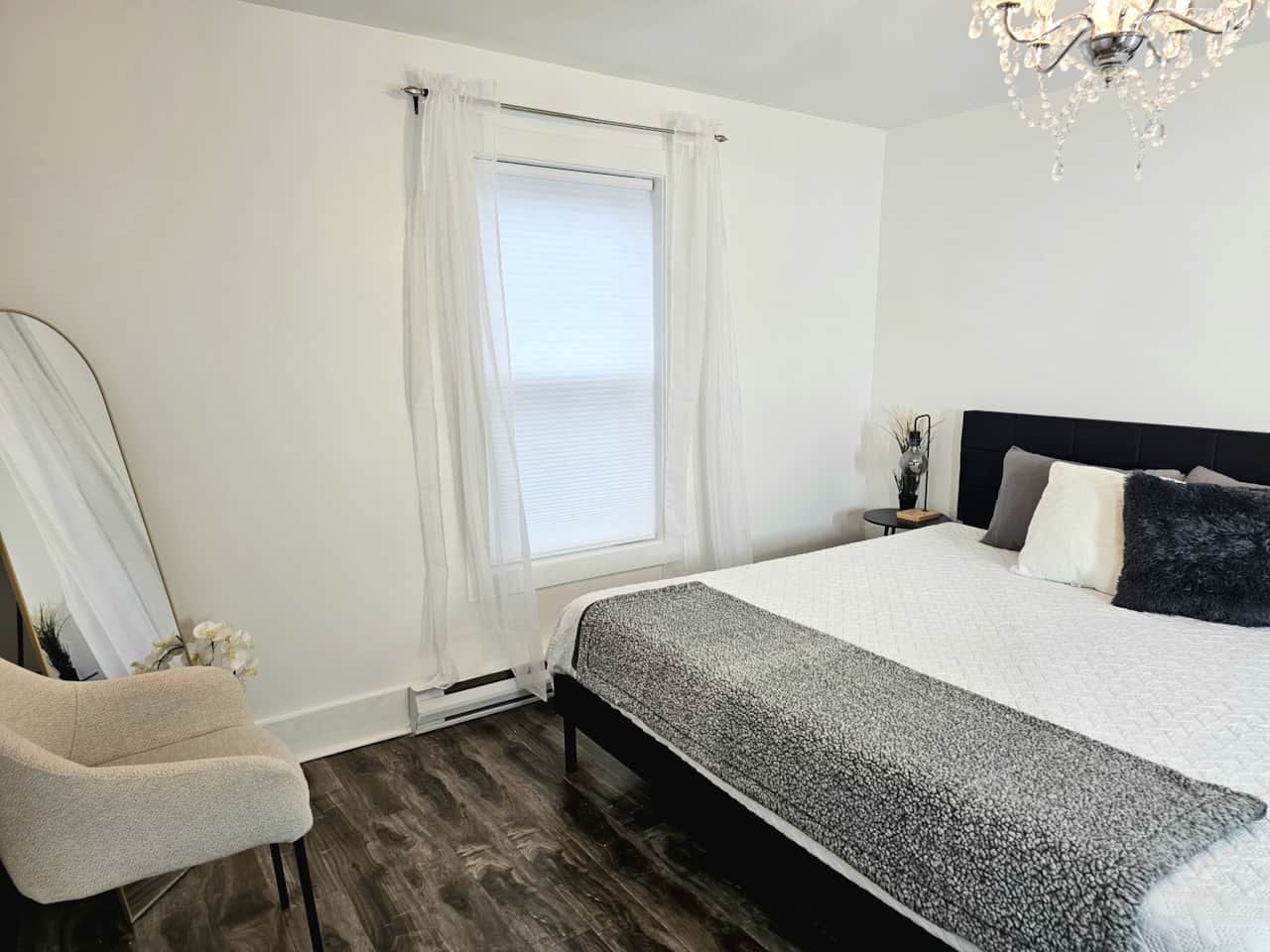 King Size Bedroom