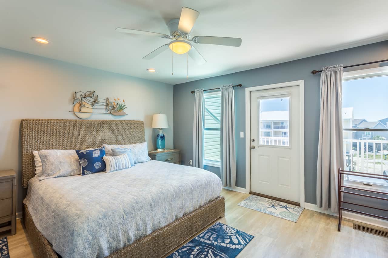 646 Seacliff Dr-43