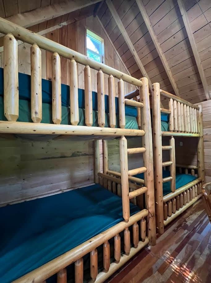 OTRTTW Cabin 4 BunkBeds OTRTTW Cabin 4 BunkBeds