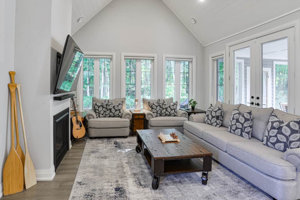Anchor Family Room (B) Anchor Family Room (B)