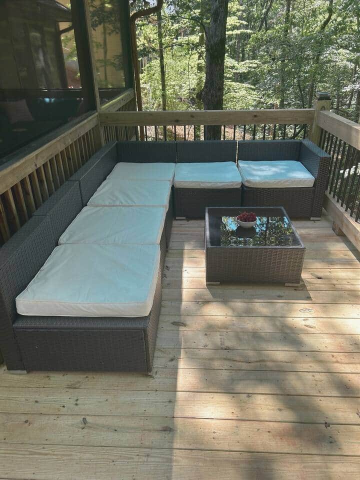 Sectional to enjoy views