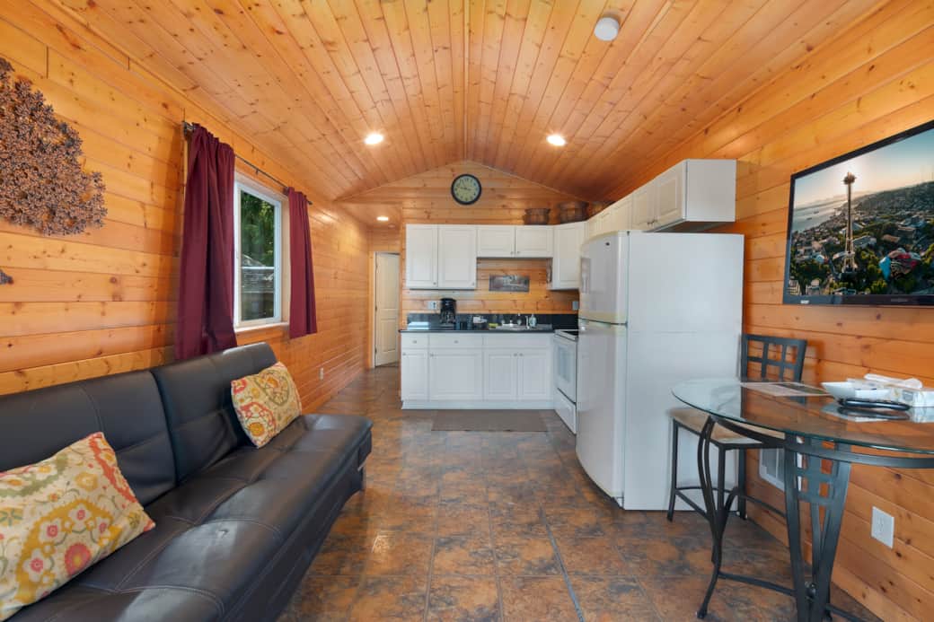 11 living and kitchen