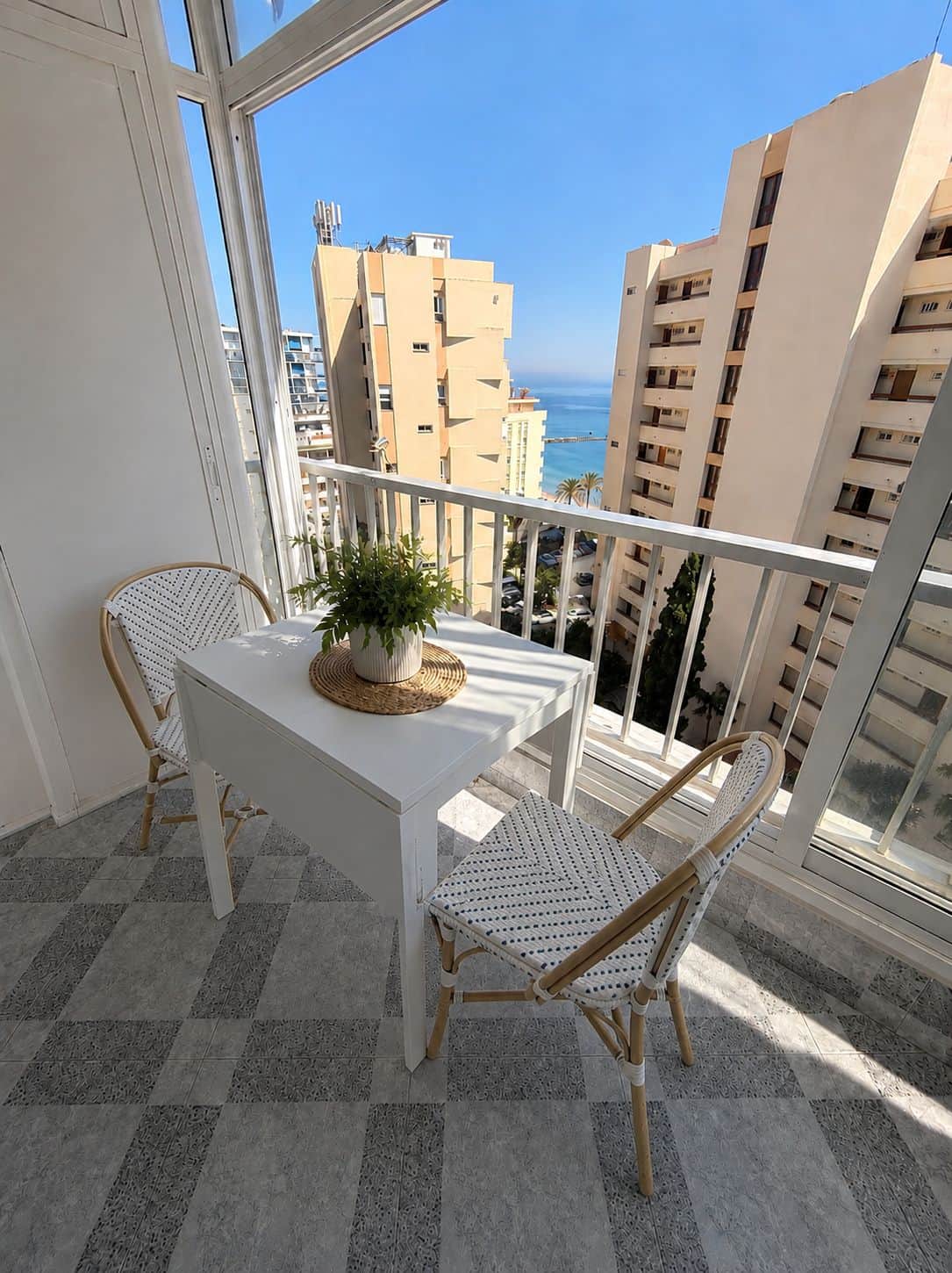 Apolo Suites 804