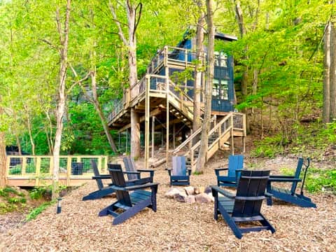 Treehouse 3 Exterior