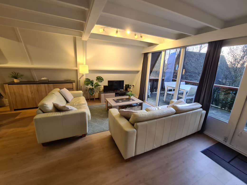 WhatsApp Image 2025-10-14 à 08.42 WhatsApp Image 2025-10-14 à 08.42