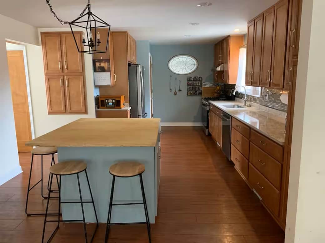 Full Kitchen Full Kitchen