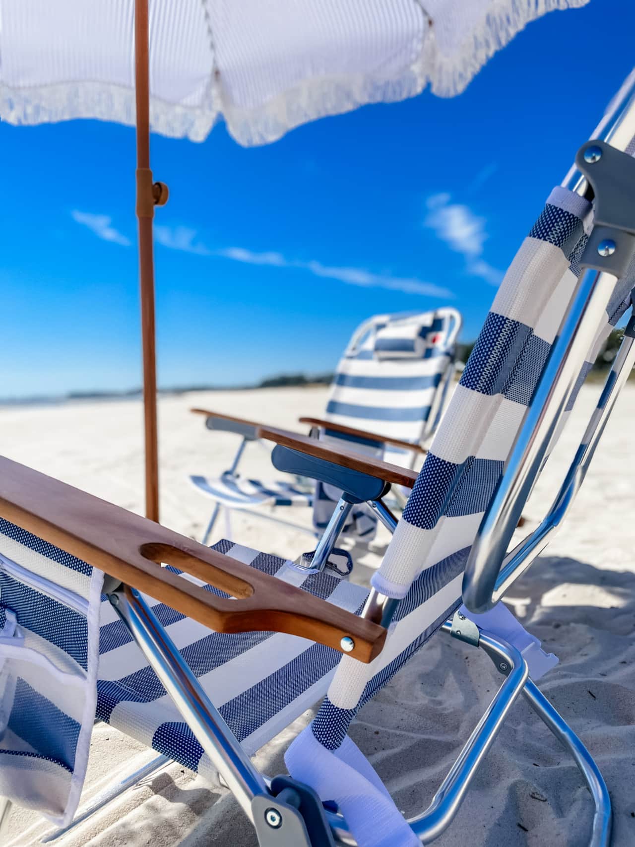 Your getaway is waiting! Beautiful white sands and twinkling Gulf waters are just steps away!