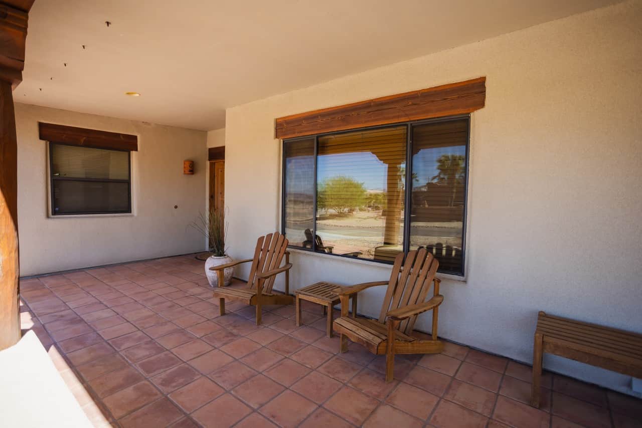 porch seating