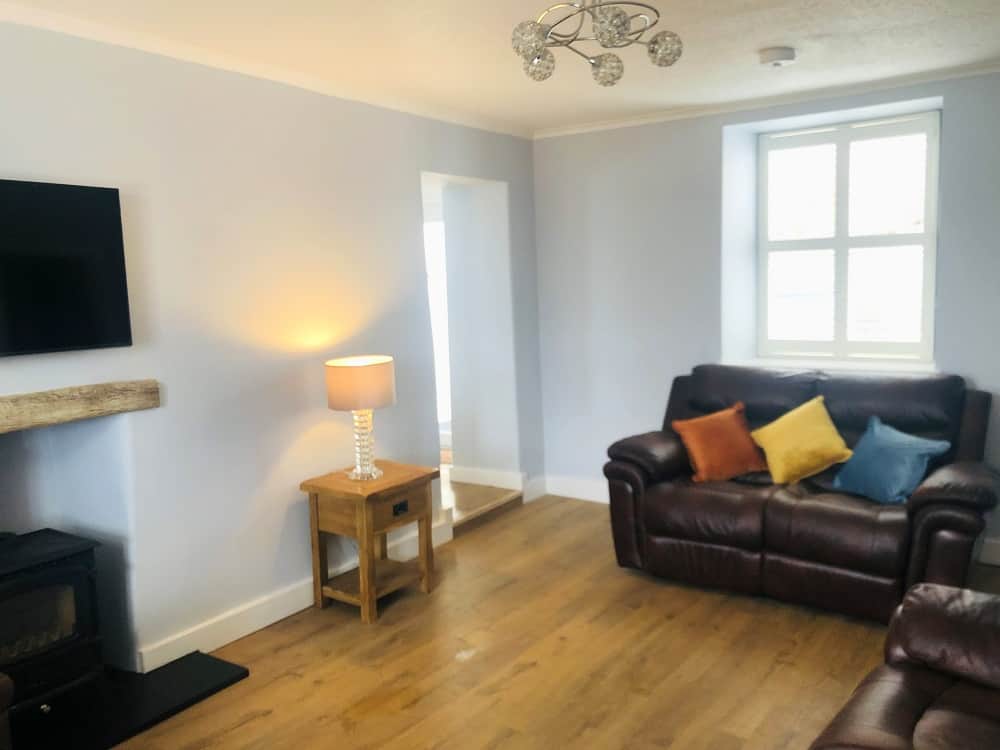 Sitting room 3