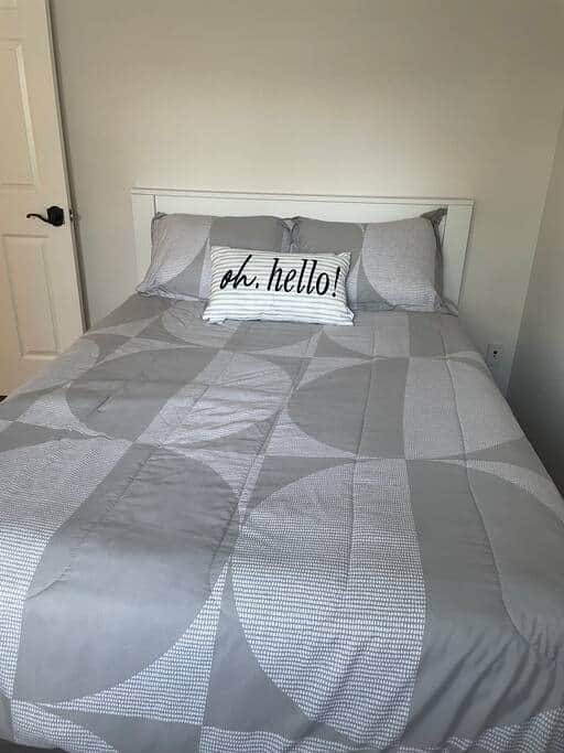 4th bedroom full bed 
