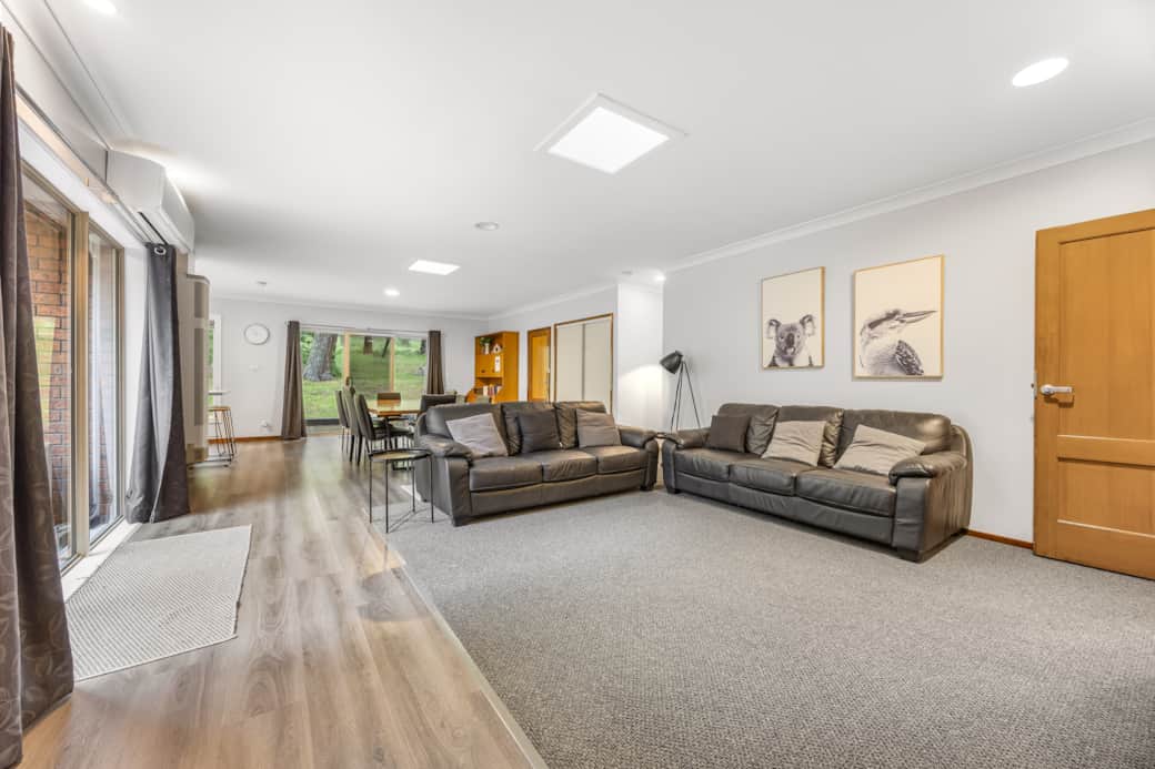 Kangaroo House Living Dining