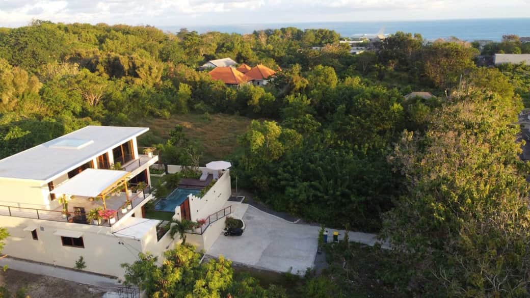 Discover the peaceful seclusion of Villa Yaro, where you’re wrapped in jungle tranquility with ocean views on the horizon. A true Bali escape.