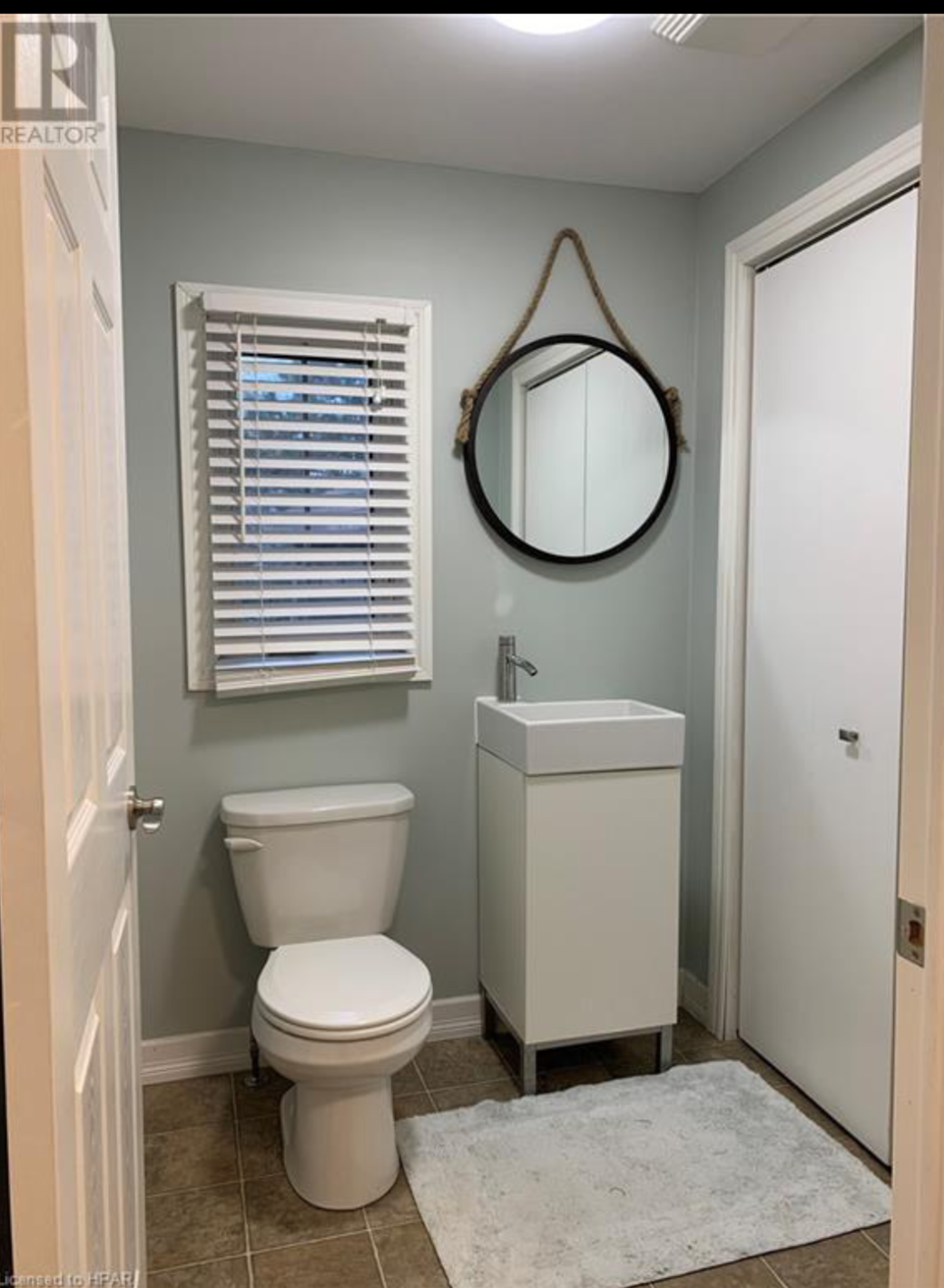 Powder Room