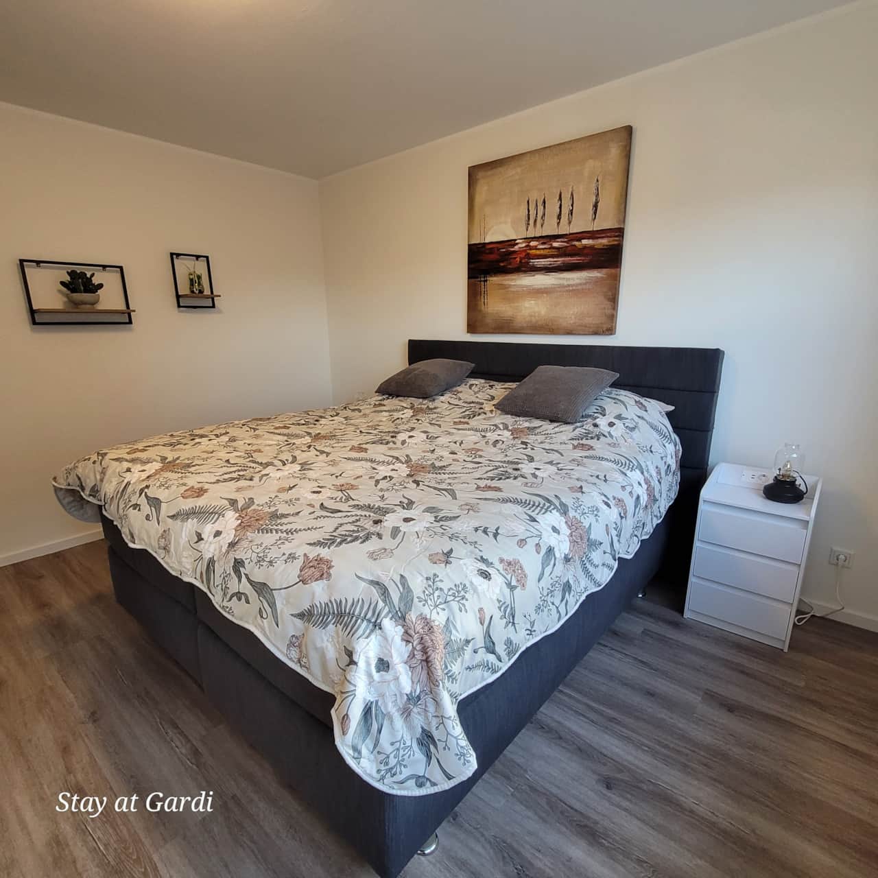 1. Schlafzimmer 