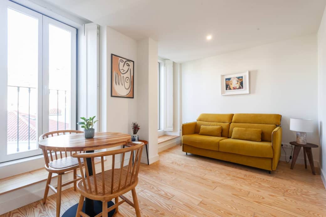 Two floor to ceiling double door windows really creates a wonderful feeling of openness and flow between inside and out.