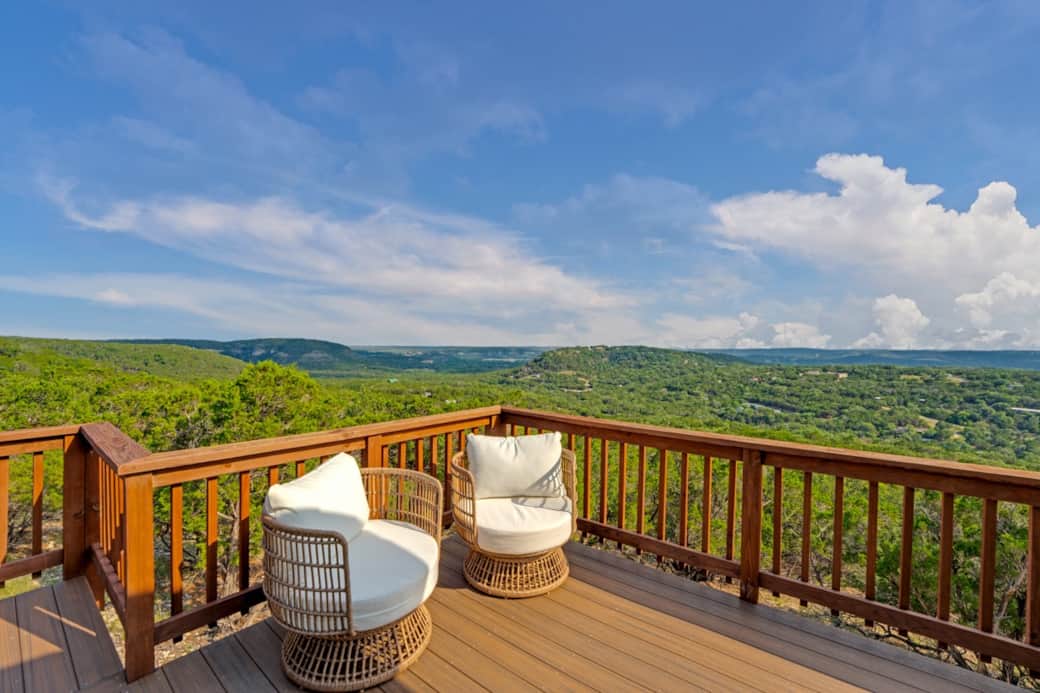 Relaxation Deck