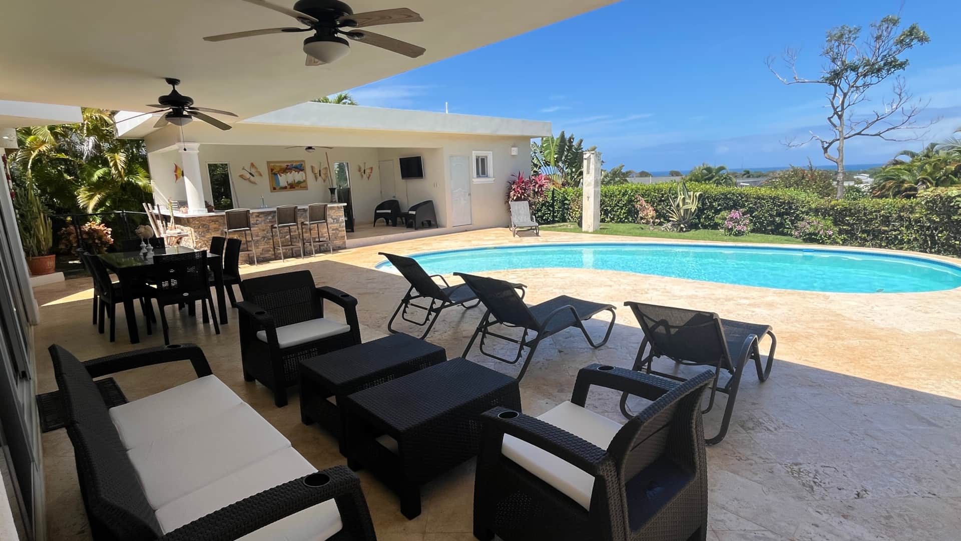 CONTI 719 de 3 habitaciones • Vista al mar • Aire acondicionado completo • Servicio de transporte a la playa