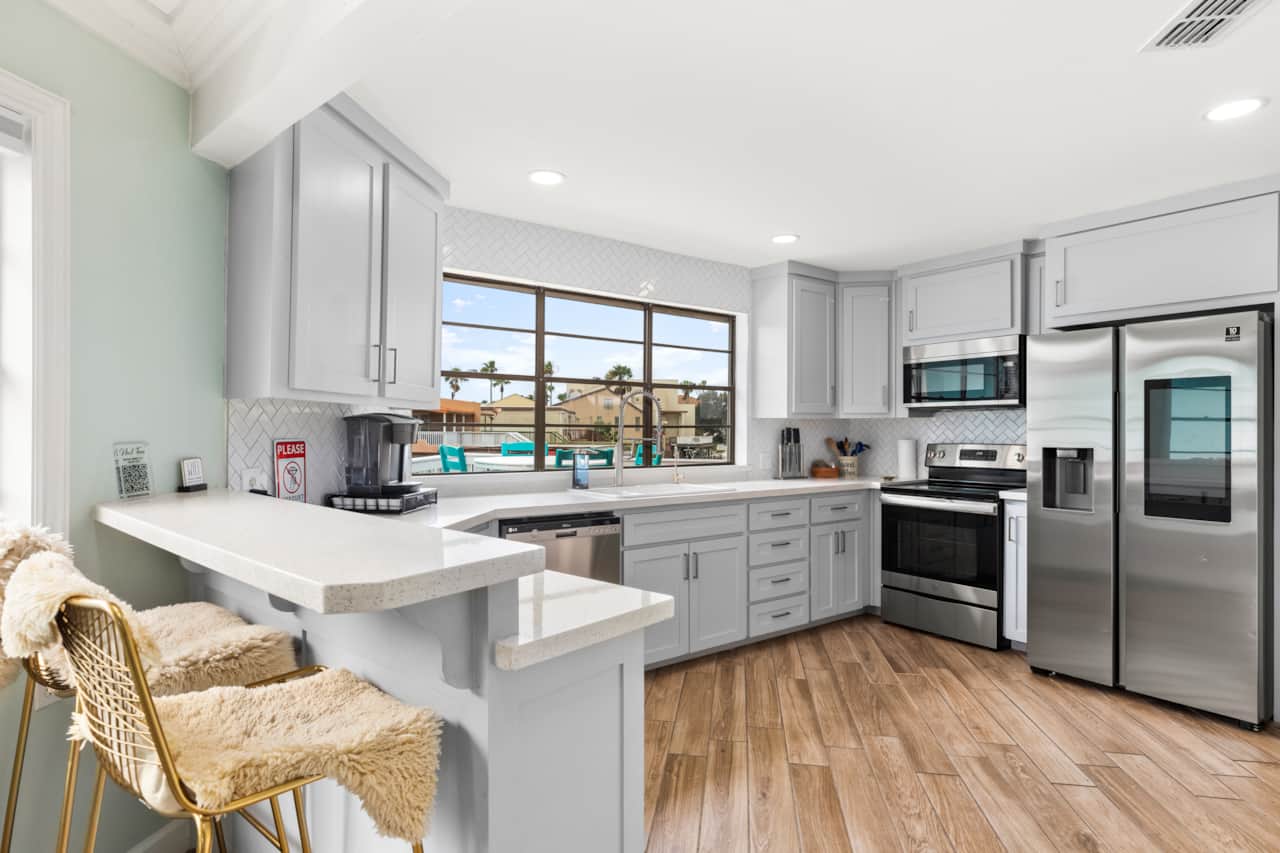 Breakfast bar seating