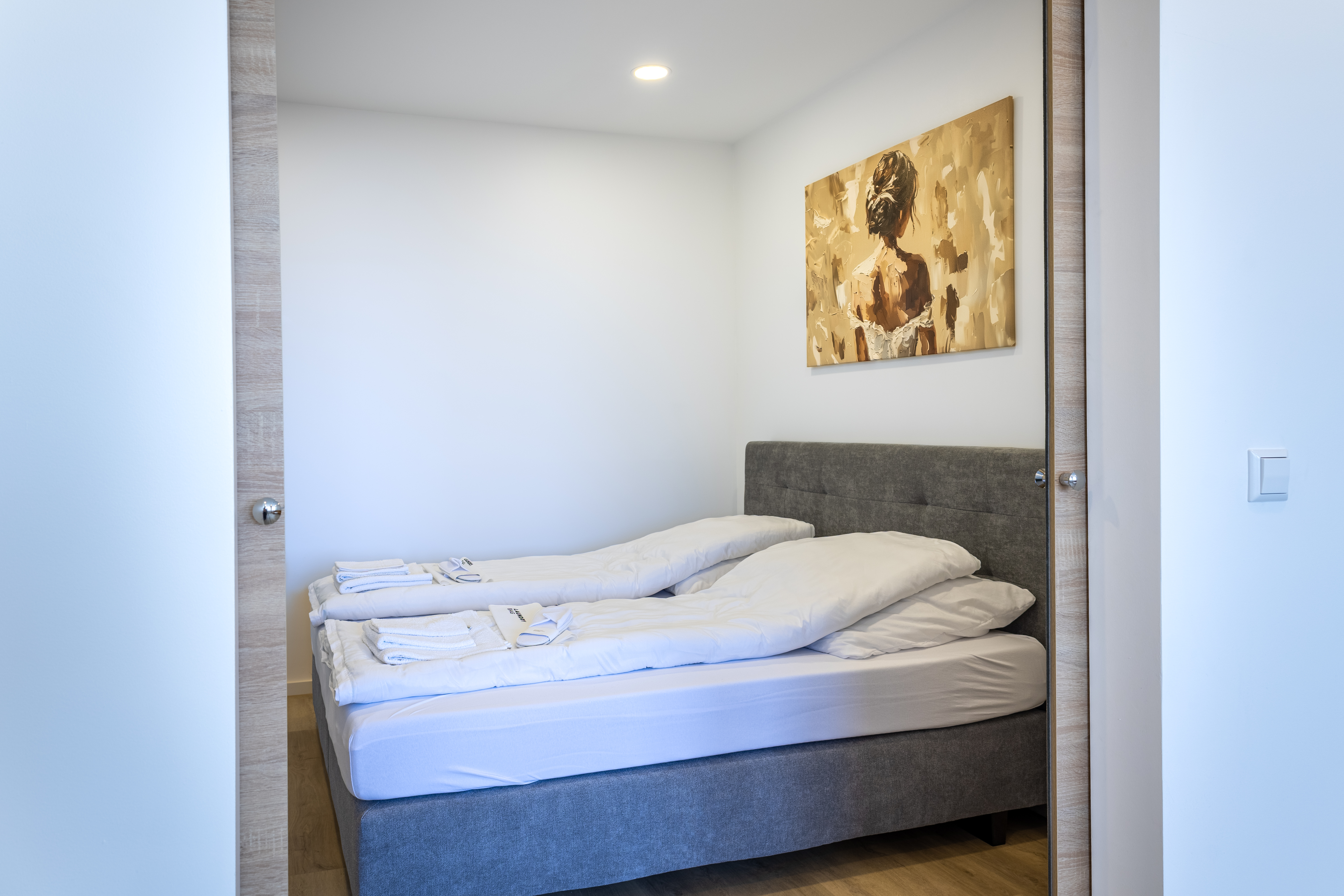 Apartment 1 2