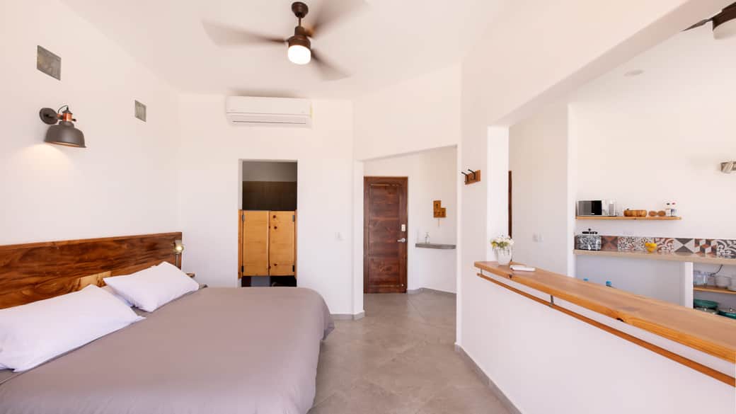 Tako 2 king bed