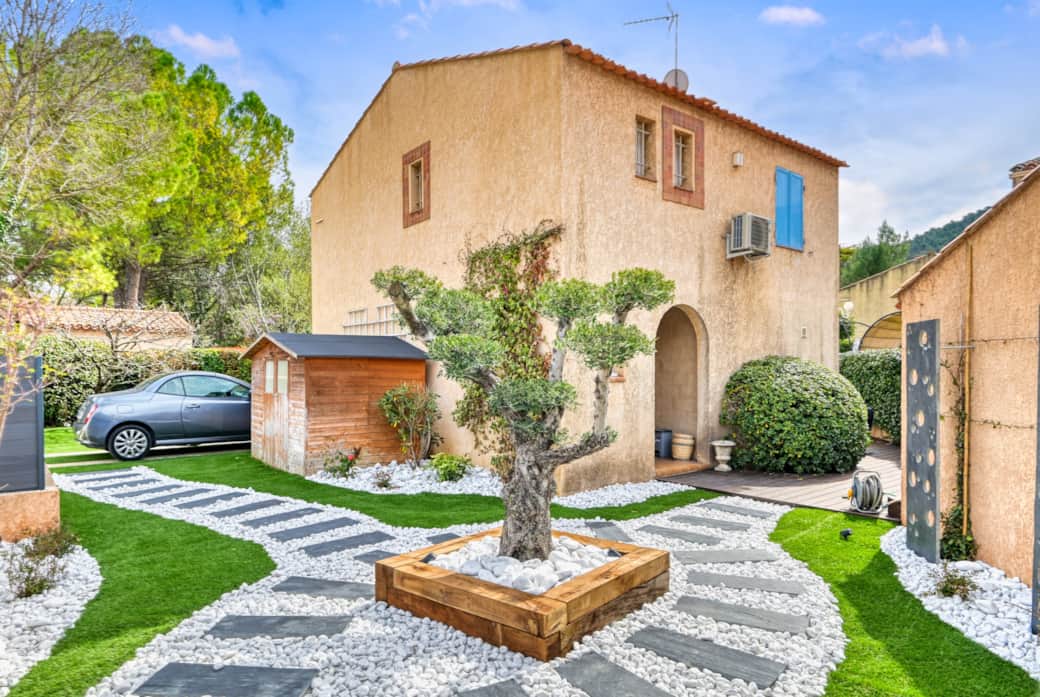 Welcome - Villa Cabrie Welcome - Villa Cabrie