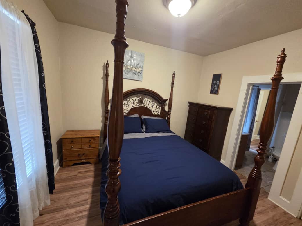bedroom2 bedroom2