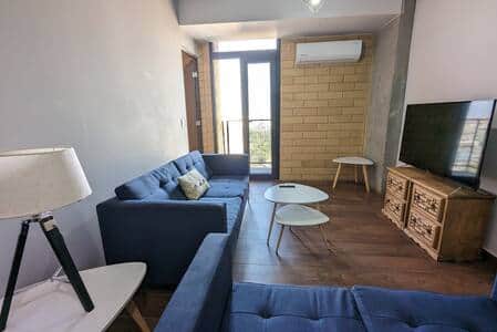 Living Room with 50' Smart TV