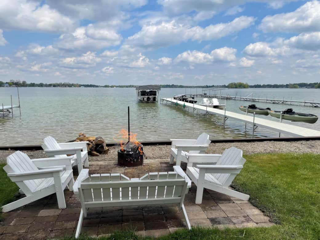 Lake View
