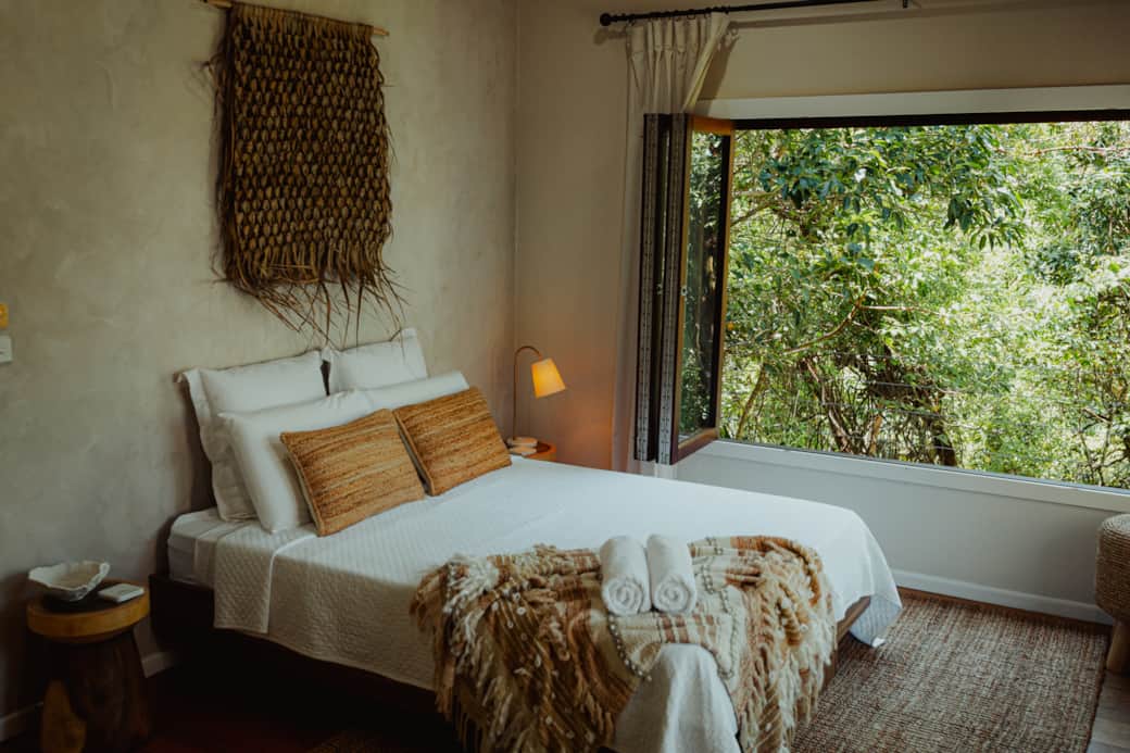 Master Bedroom With Rainforest Views