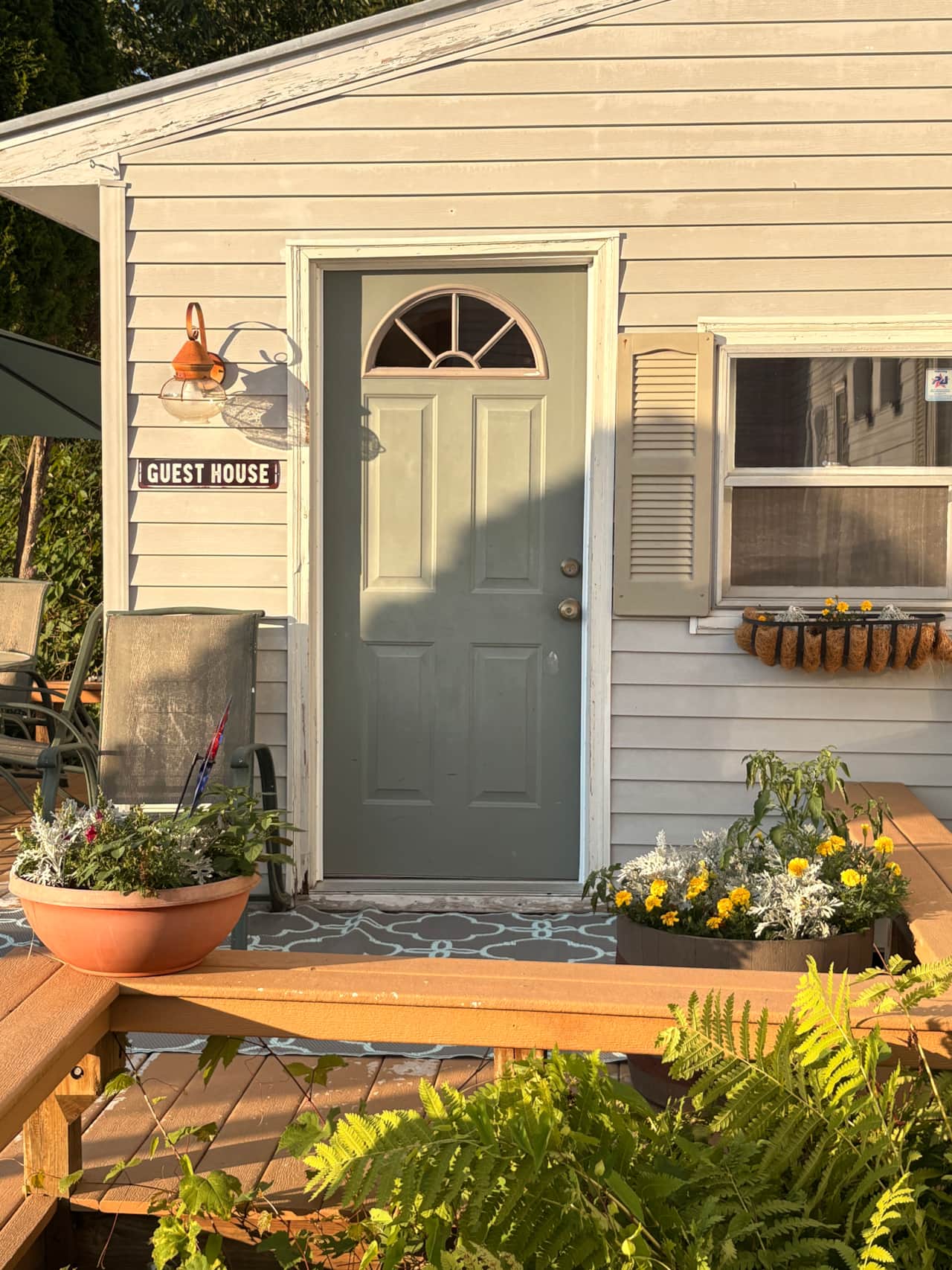 Guest house Entrance
