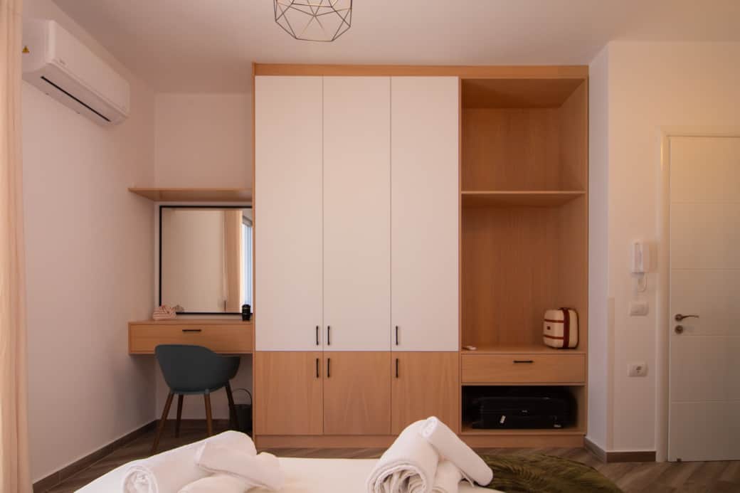 Large wardrobe Master