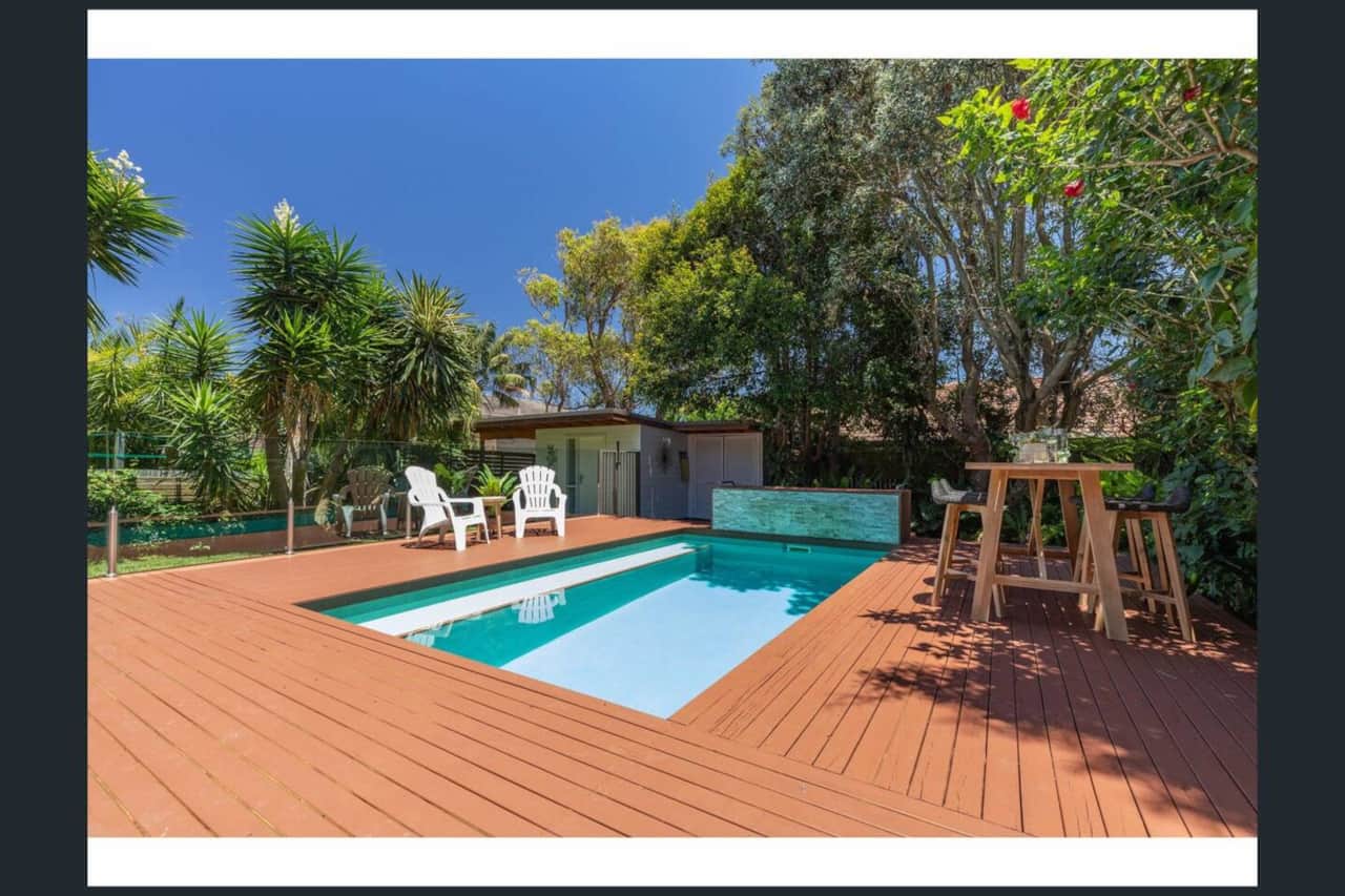 Pool deck