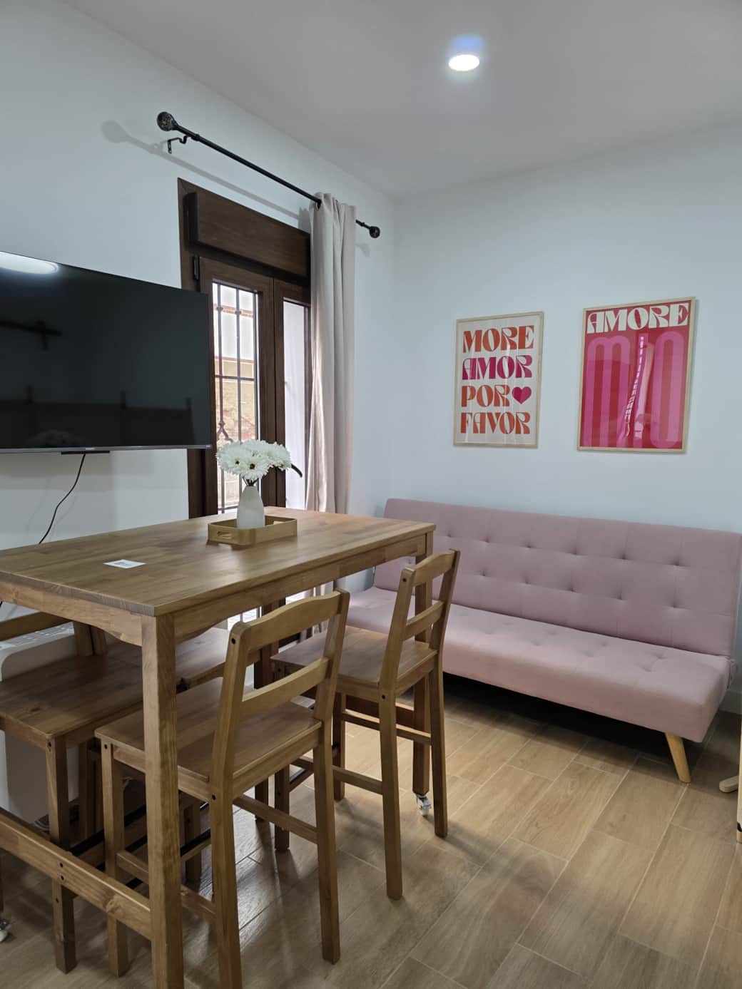 Dining room with window 