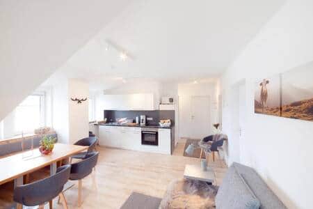 9f751add 6051 41e3 8522 bc35066960b3