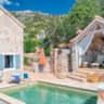 Rental image