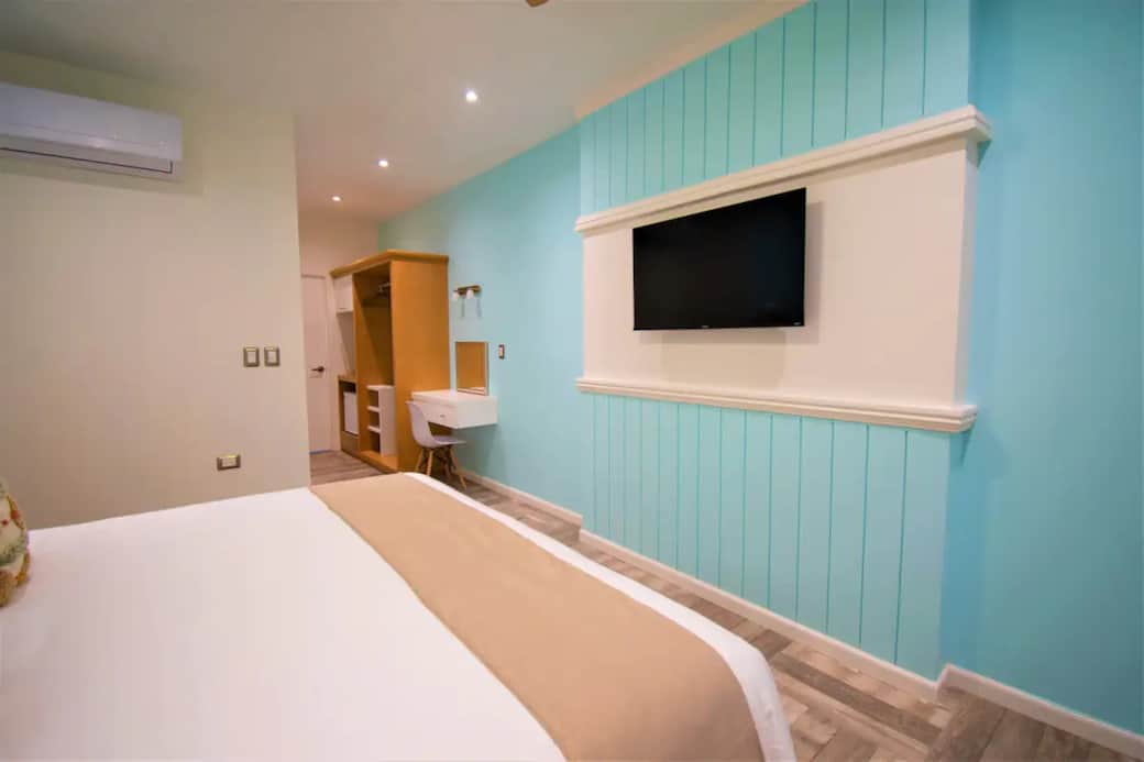 Marina Bartolome - Bartolome Suites - Oceanfront - Isla Mujeres - Vacation Rentals - Bedroom - Pool Marina Bartolome - Bartolome Suites - Oceanfront - Isla Mujeres - Vacation Rentals - Bedroom - Pool
