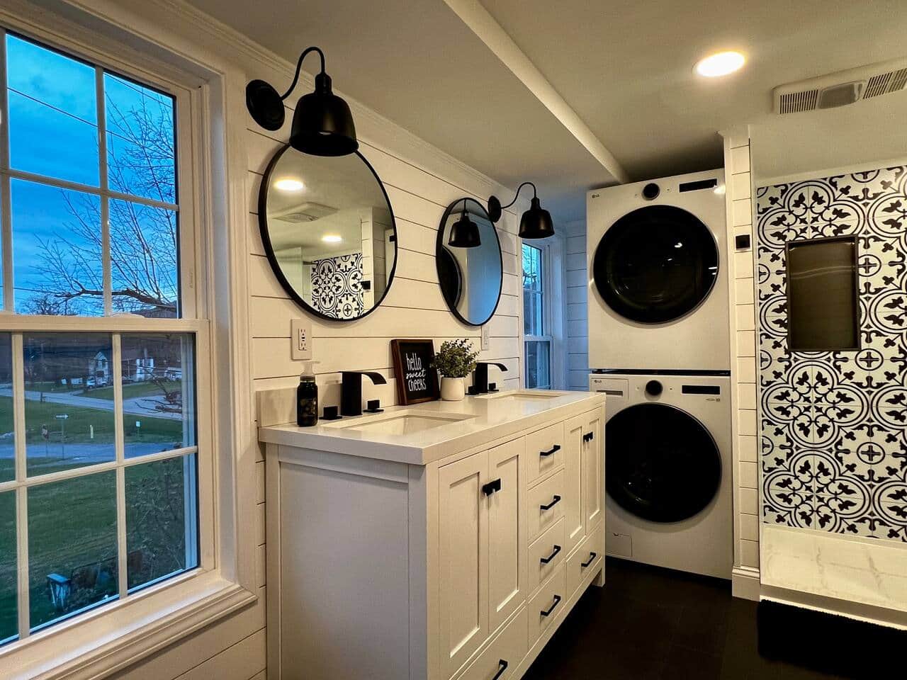 Full-sized washer/dryer with steam setting