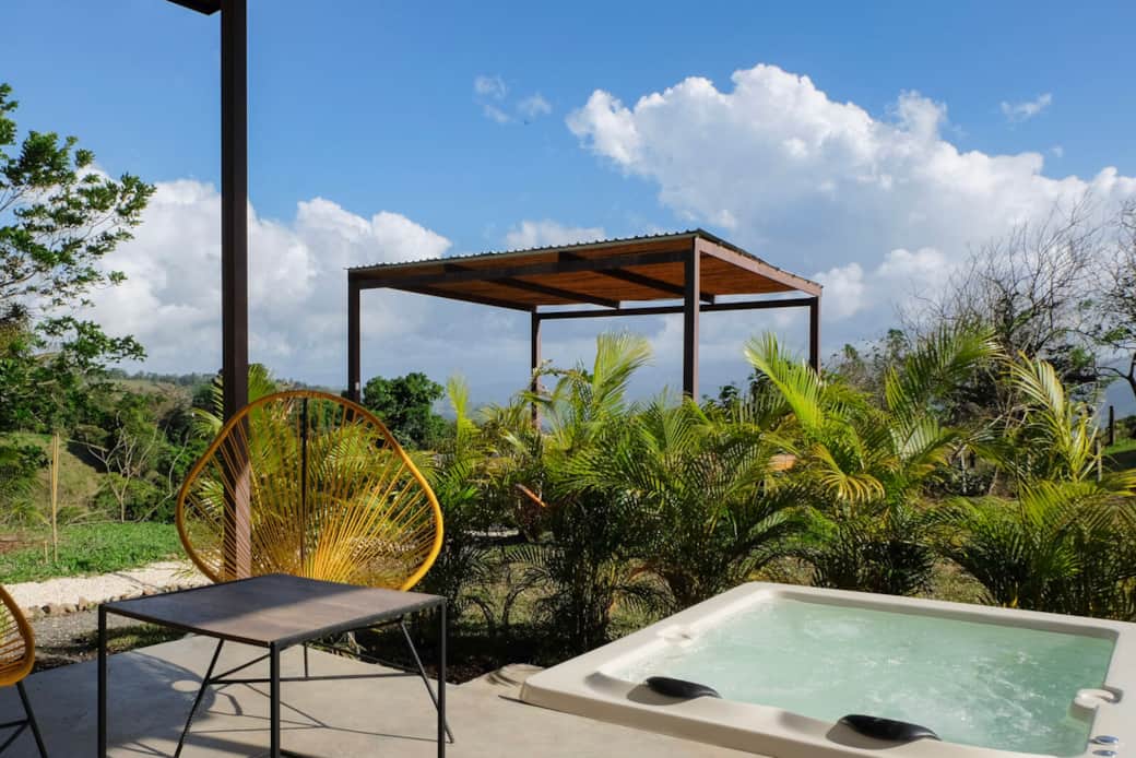 Nuevo Arenal Jacuzzi View Nuevo Arenal Jacuzzi View