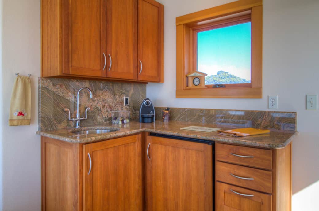 Master Suite wet bar