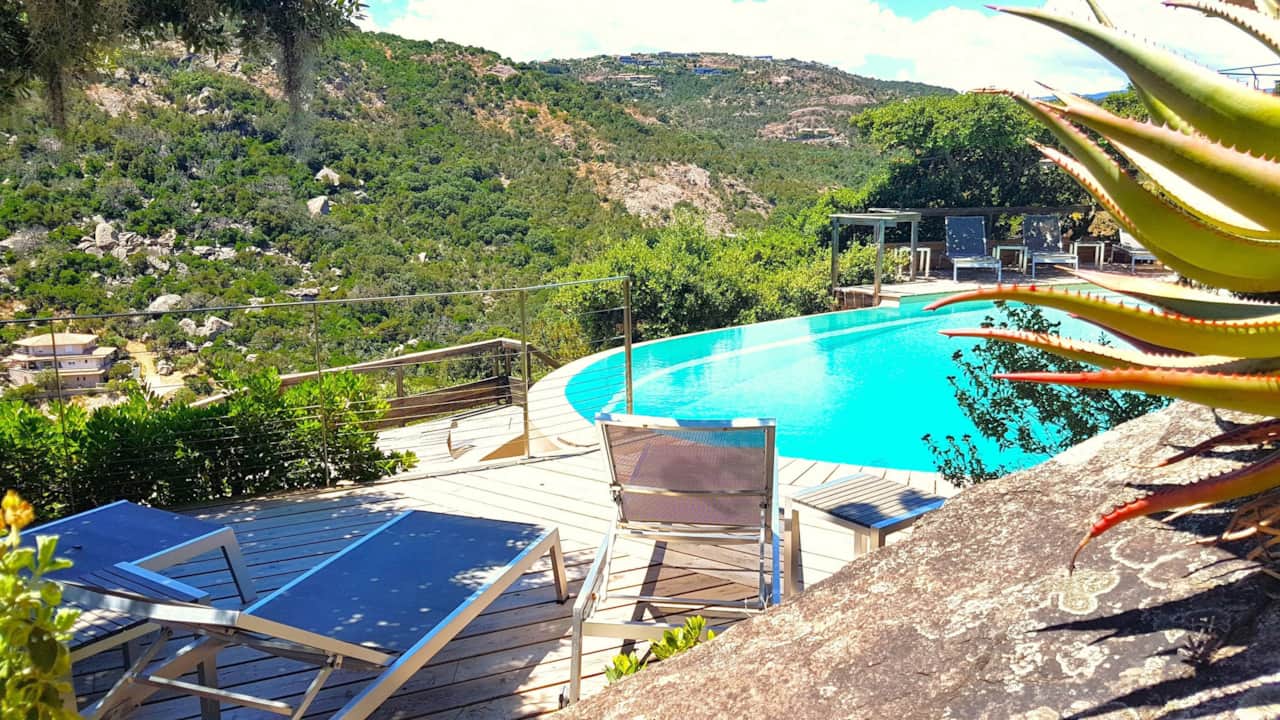 La piscina A ALTEZZA.