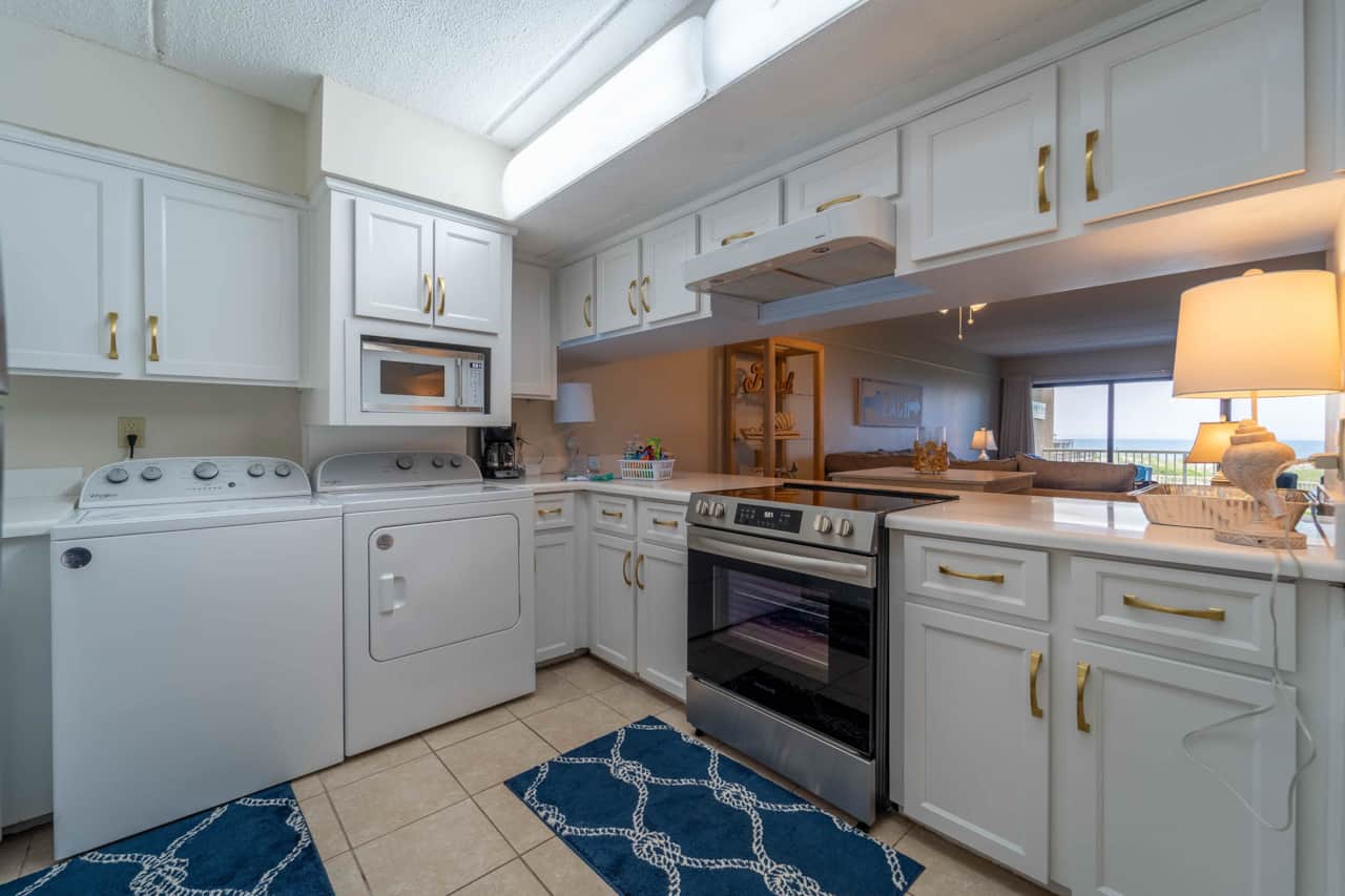 102 Amelia by the Sea - Full Kitchen 1