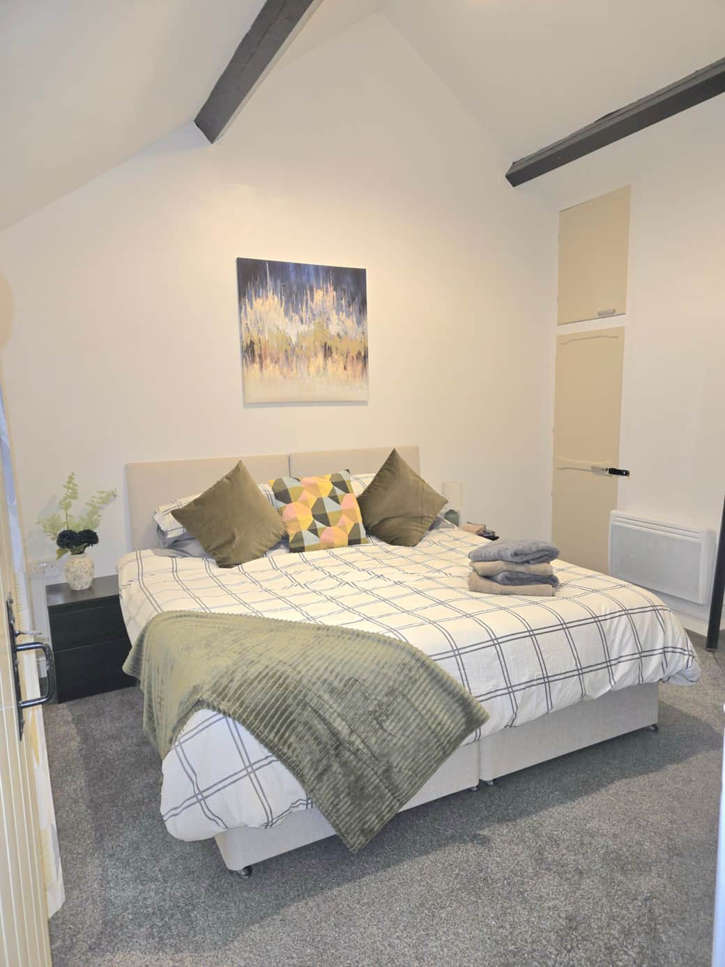 Bedroom (Kingbed) Bedroom (Kingbed)